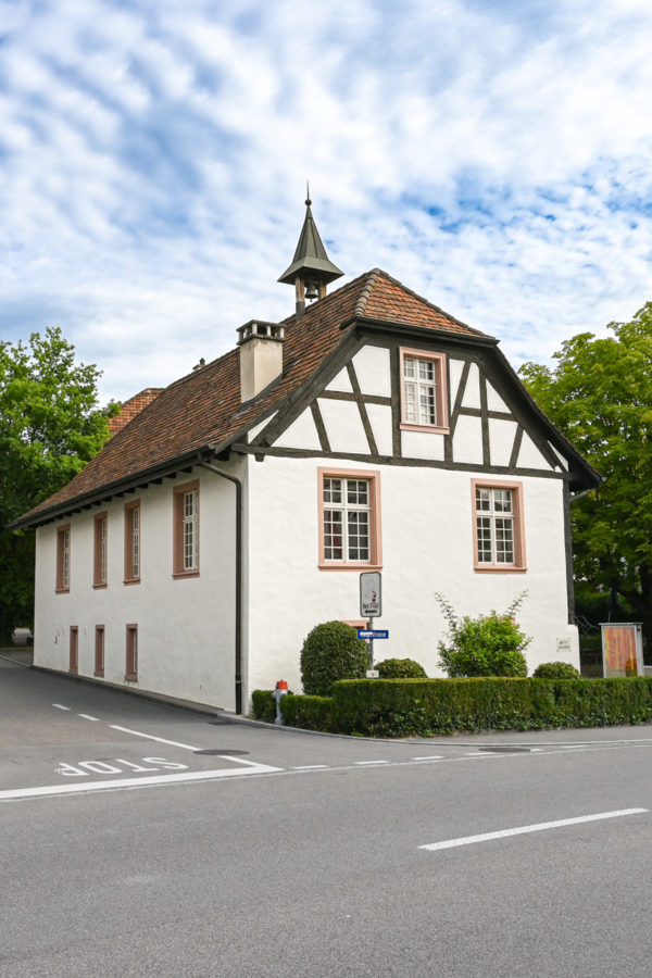Spruetzehuesli01